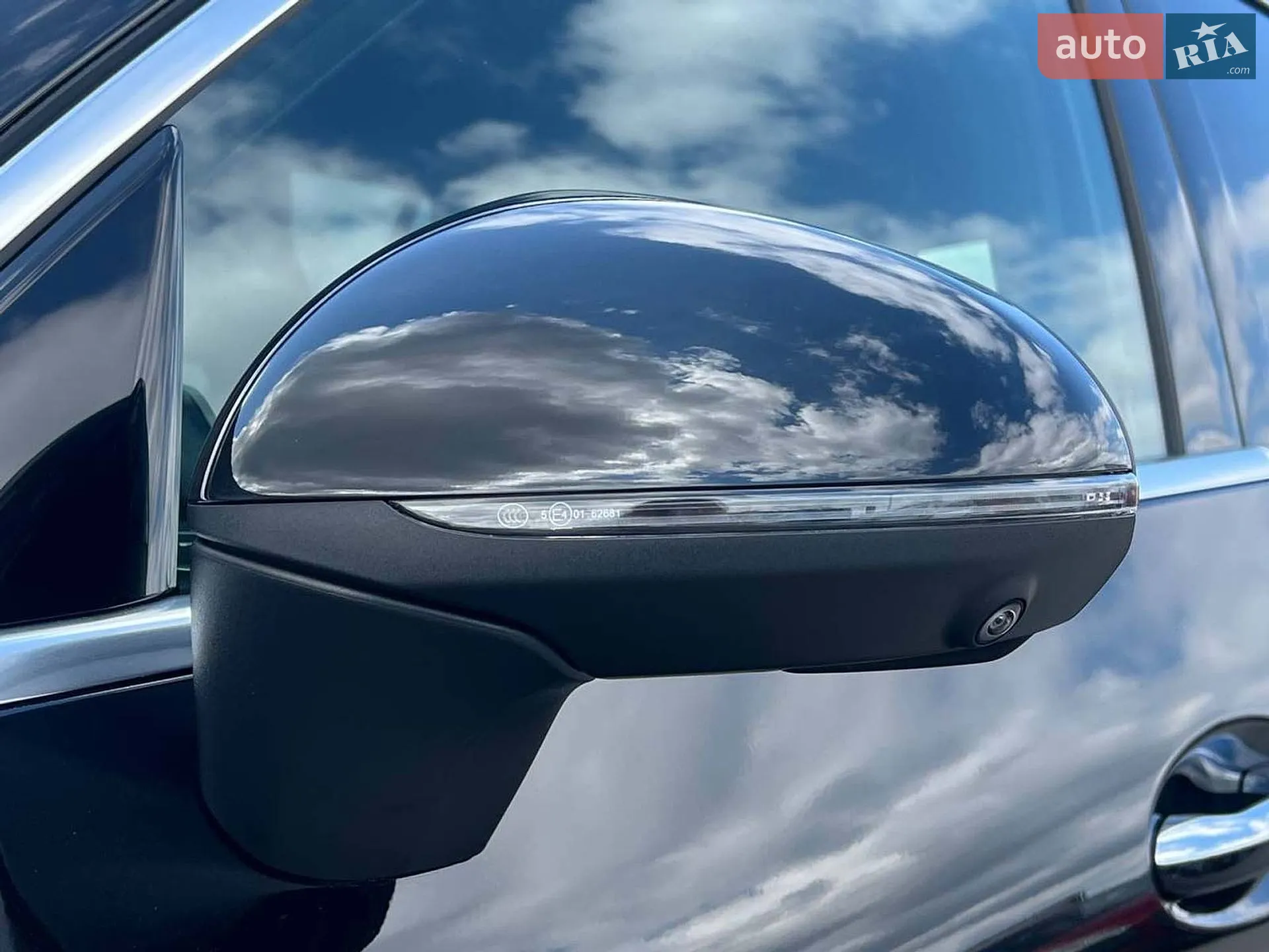 2024 Mercedes-Benz GLC - мініатюра 16