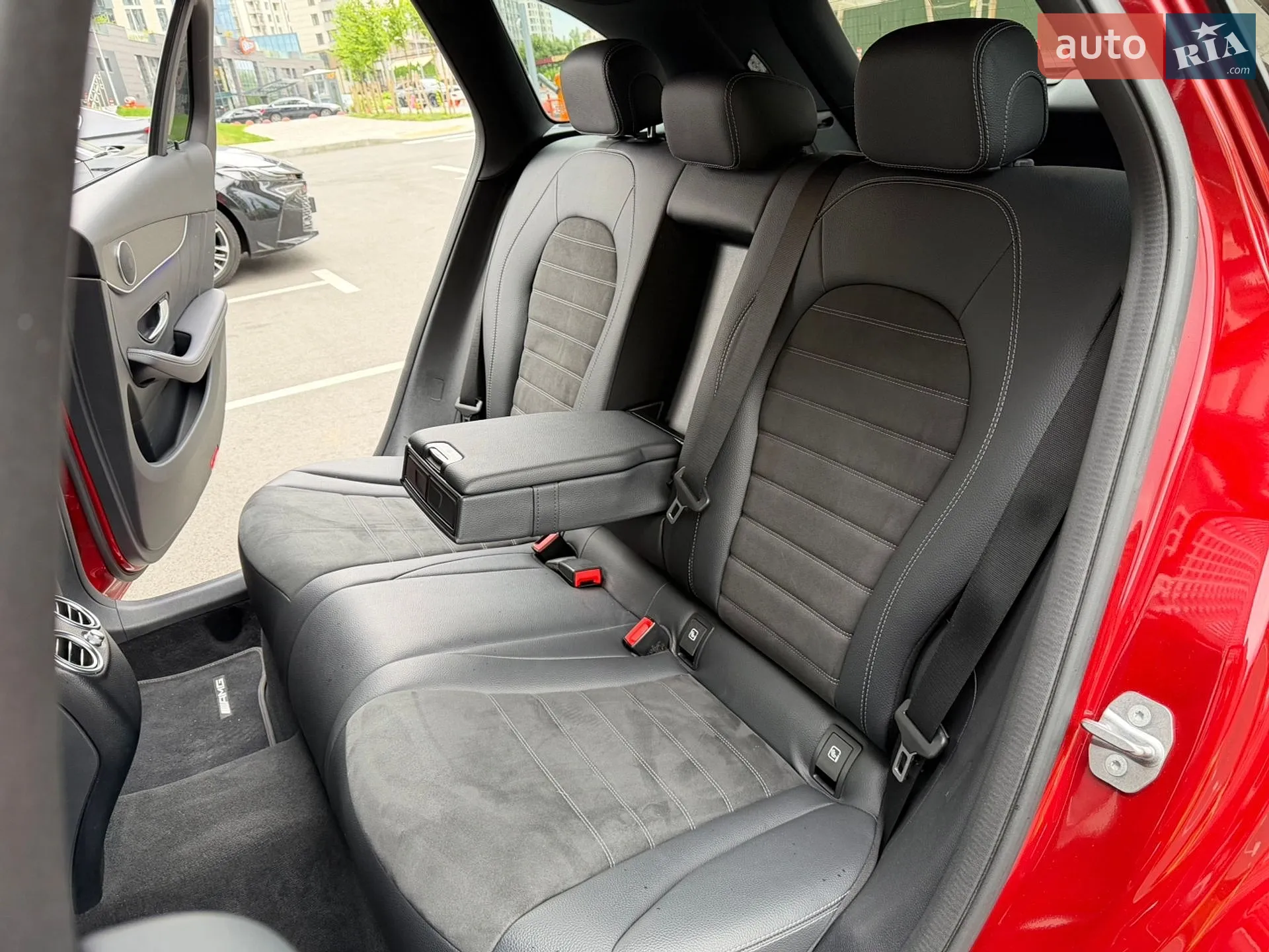 2019 Mercedes-Benz GLC - мініатюра 41
