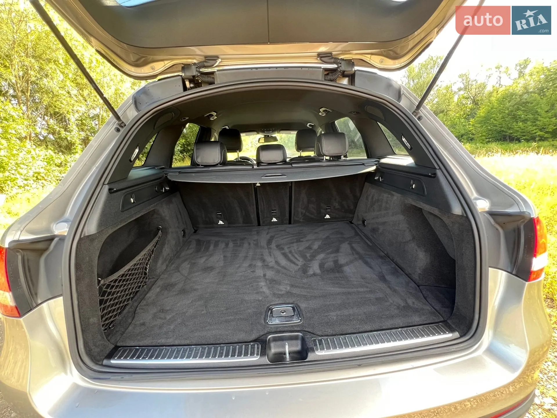2019 Mercedes-Benz GLC - мініатюра 27