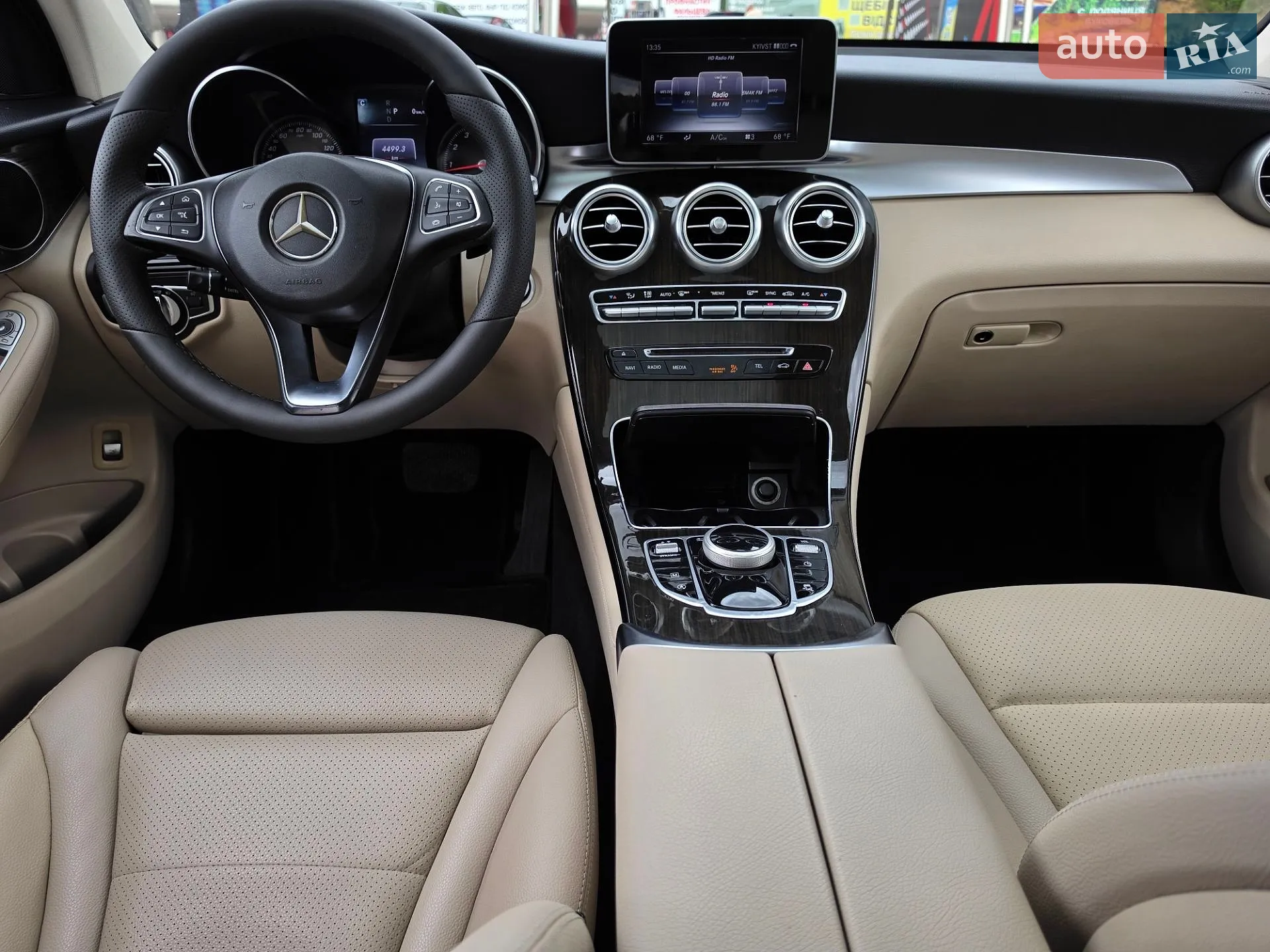 2016 Mercedes-Benz GLC - мініатюра 36