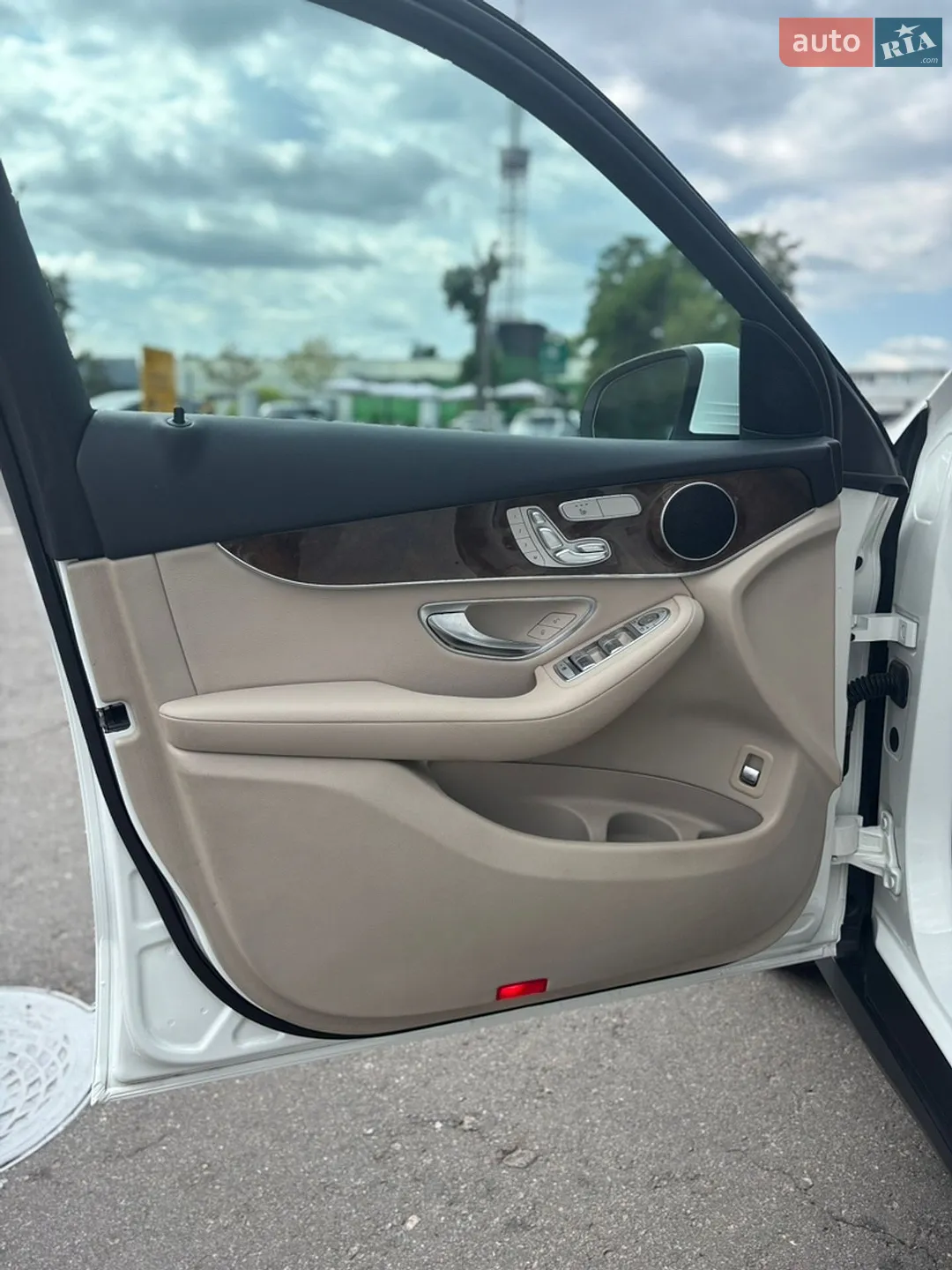 2018 Mercedes-Benz GLC - мініатюра 10