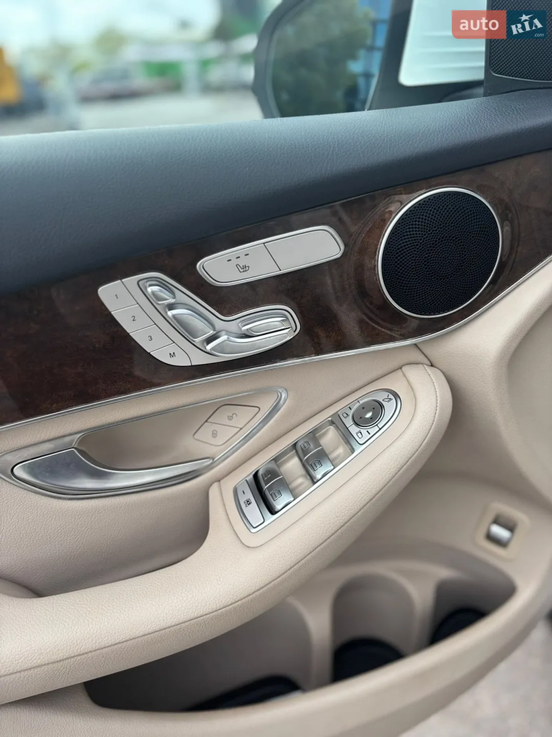 2018 Mercedes-Benz GLC - мініатюра 11