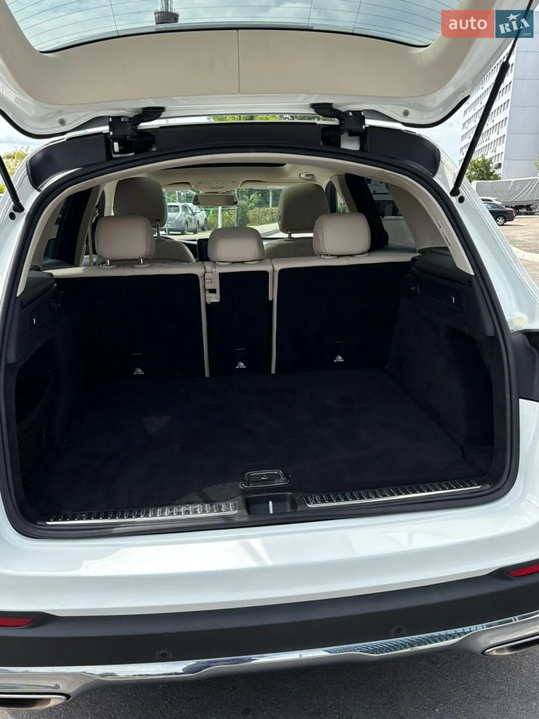 2018 Mercedes-Benz GLC - мініатюра 20