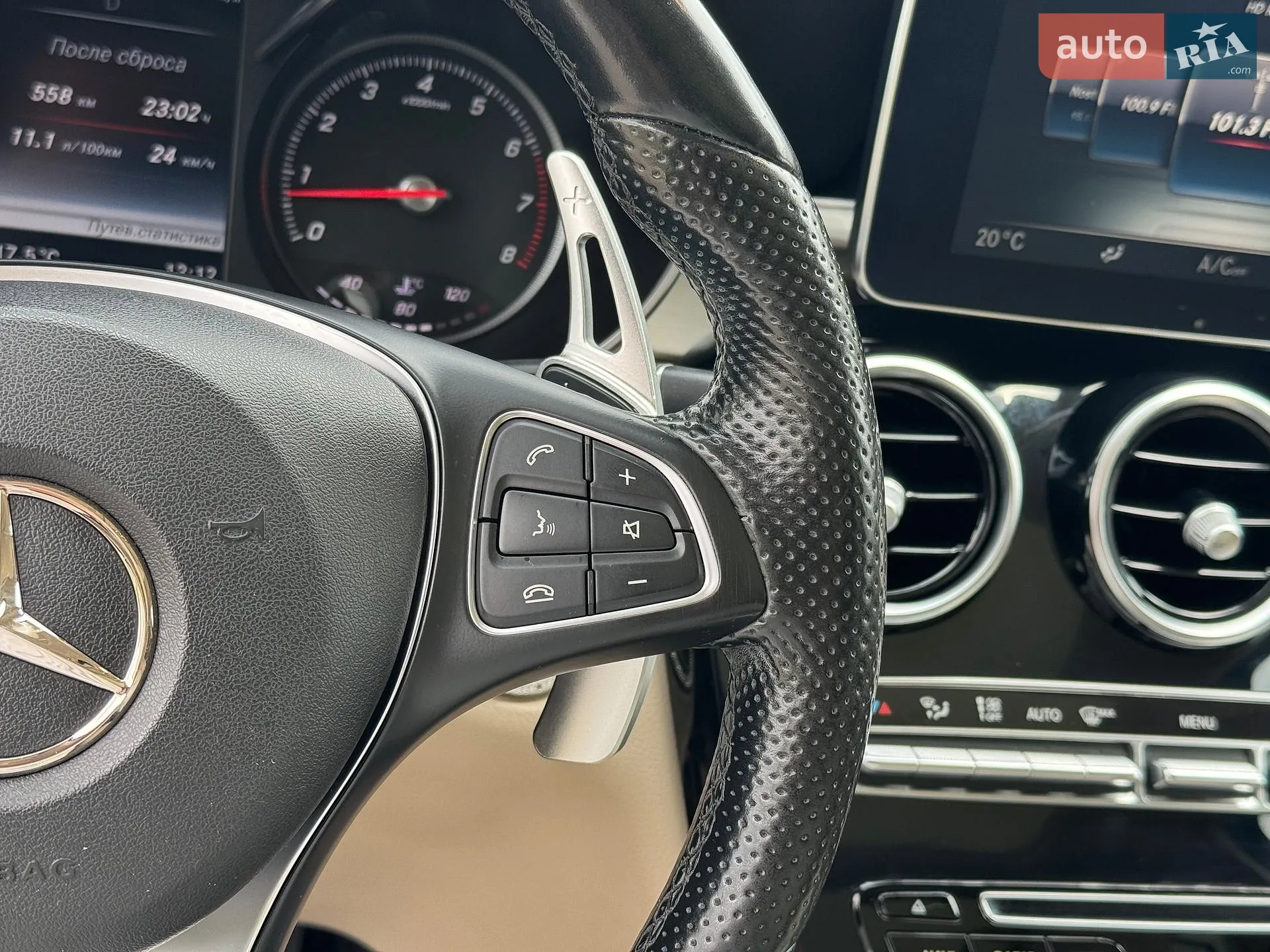 2016 Mercedes-Benz GLC - мініатюра 39