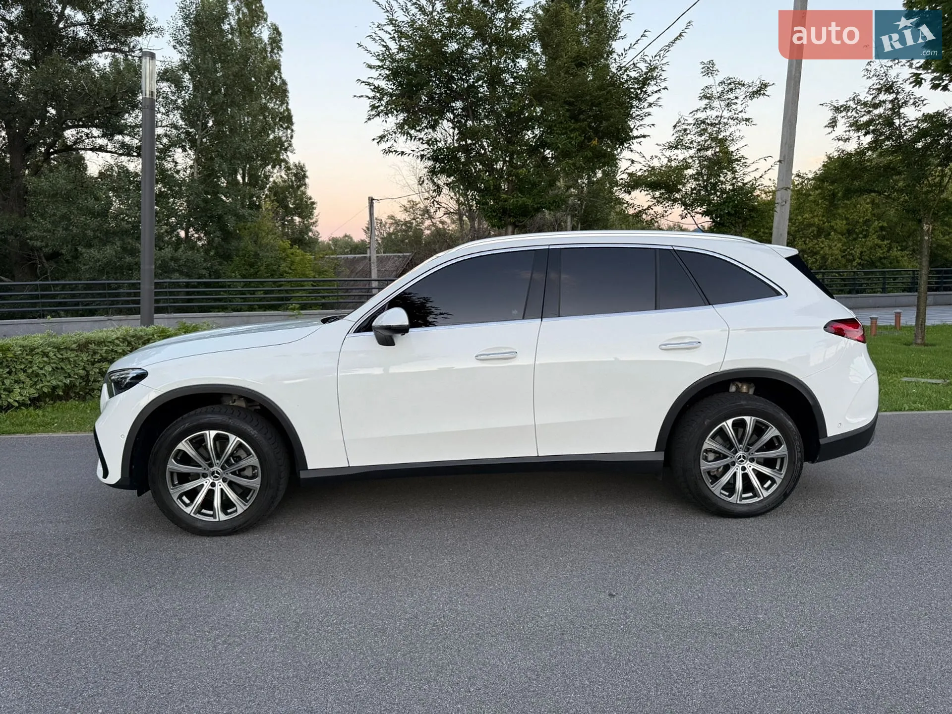 2023 Mercedes-Benz GLC - мініатюра 4