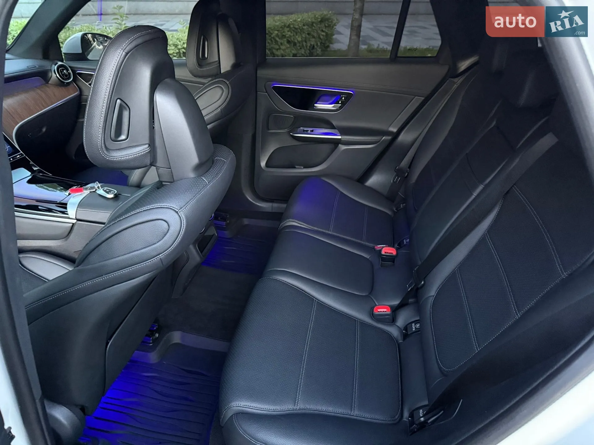 2023 Mercedes-Benz GLC - мініатюра 13