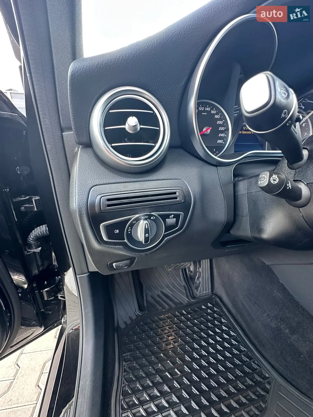 2021 Mercedes-Benz GLC - мініатюра 20