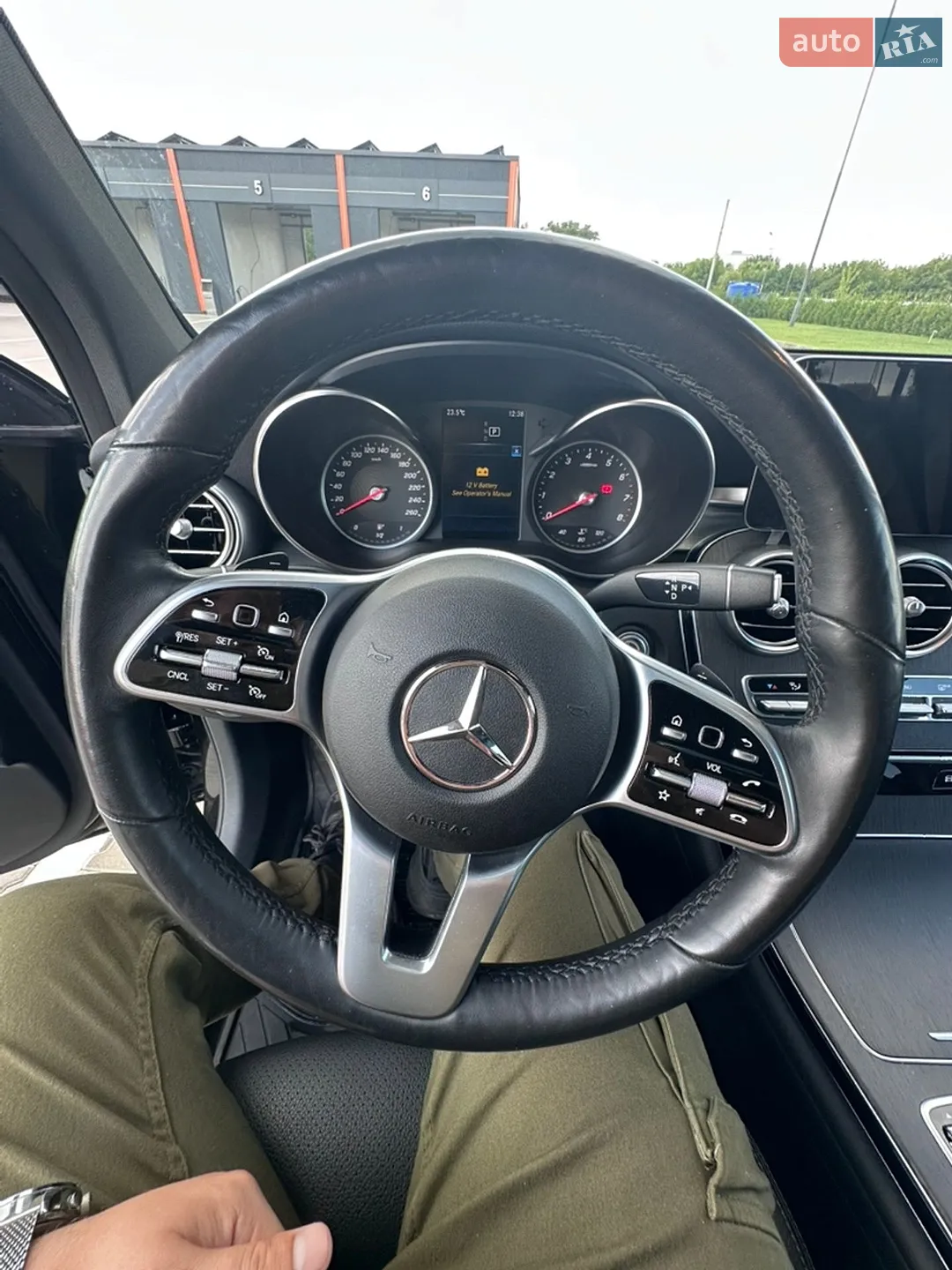 2021 Mercedes-Benz GLC - мініатюра 22