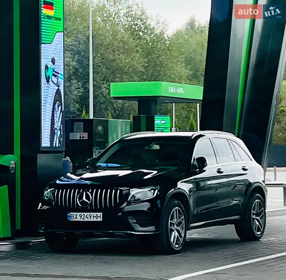 2018 Mercedes-Benz GLC - мініатюра 38