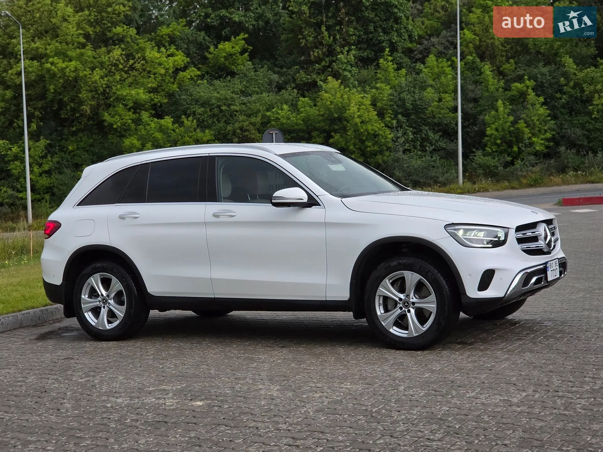 2020 Mercedes-Benz GLC - мініатюра 8