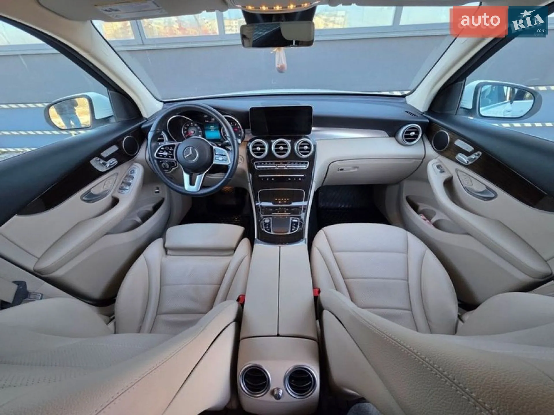 2020 Mercedes-Benz GLC - мініатюра 37