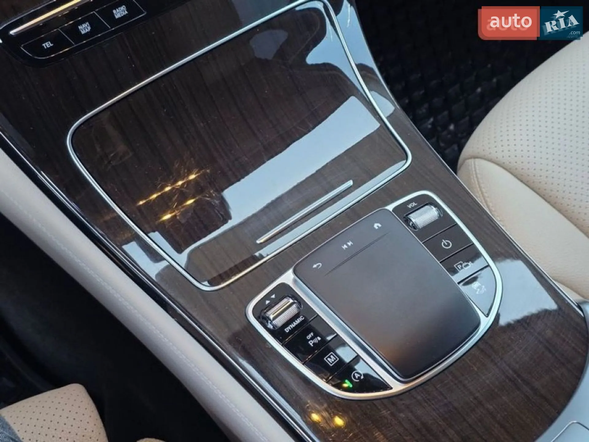 2020 Mercedes-Benz GLC - мініатюра 41