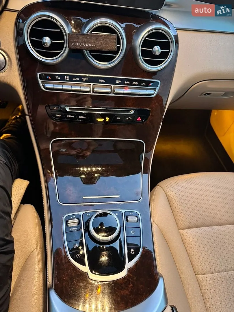 2017 Mercedes-Benz GLC - мініатюра 23