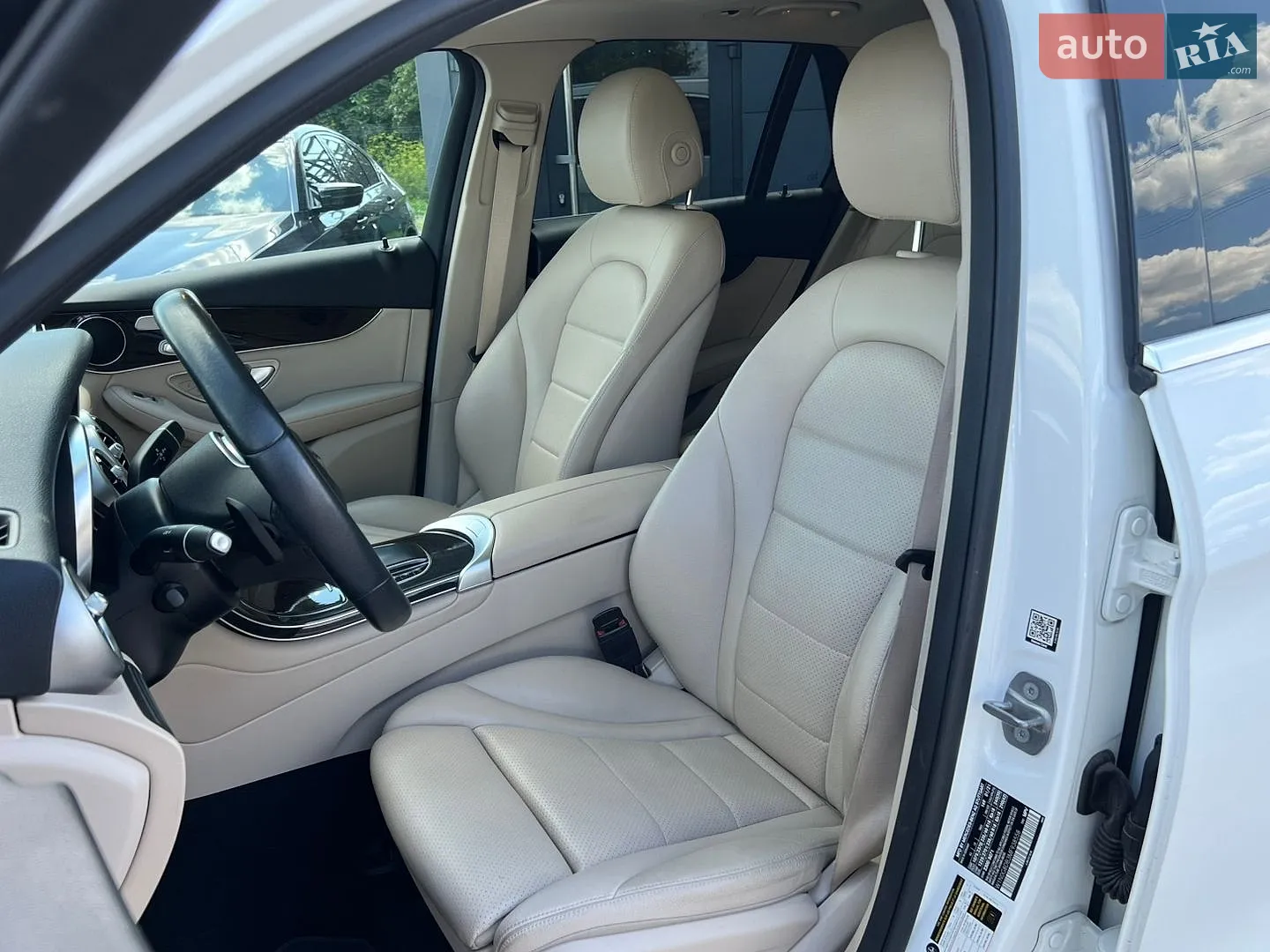 2021 Mercedes-Benz GLC - мініатюра 20