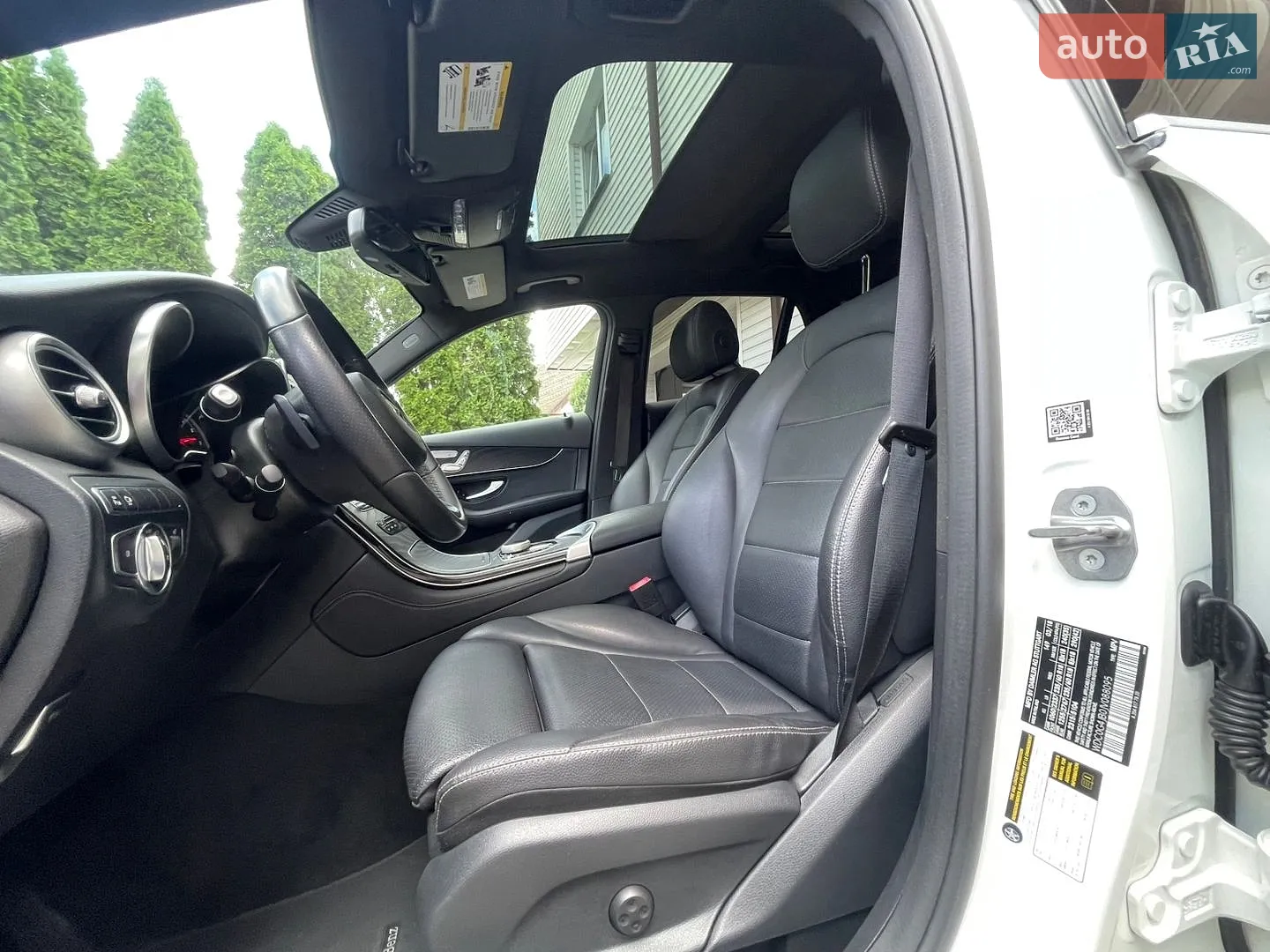 2018 Mercedes-Benz GLC - мініатюра 39
