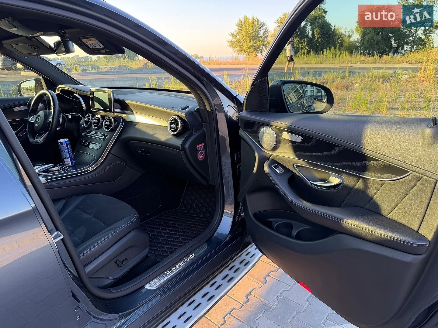 2016 Mercedes-Benz GLC - мініатюра 14