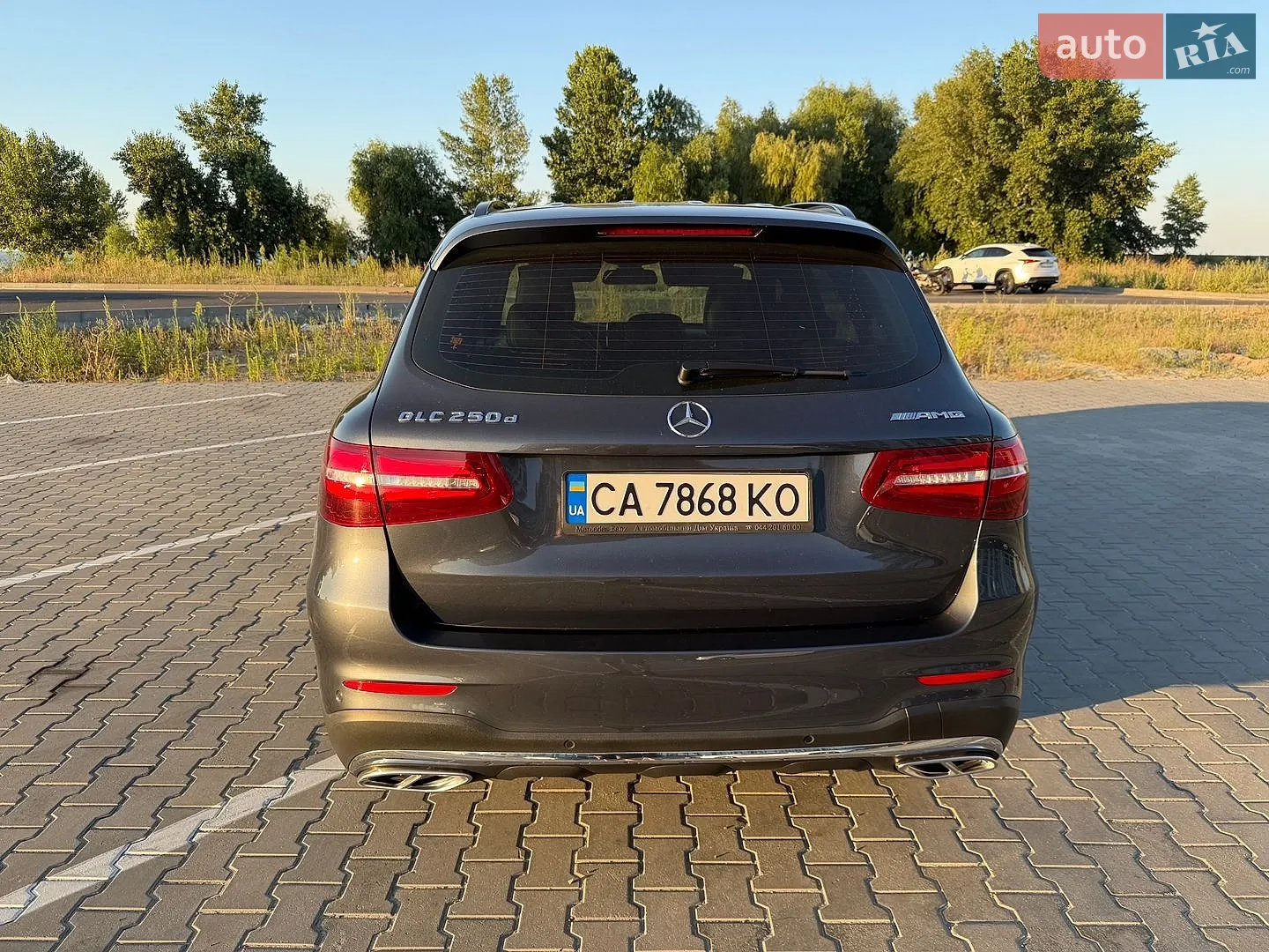 2016 Mercedes-Benz GLC - мініатюра 10