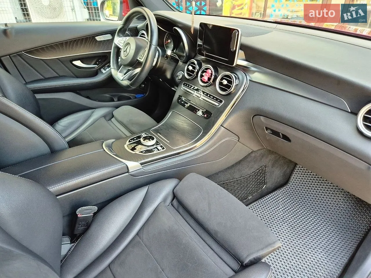 2018 Mercedes-Benz GLC - мініатюра 3