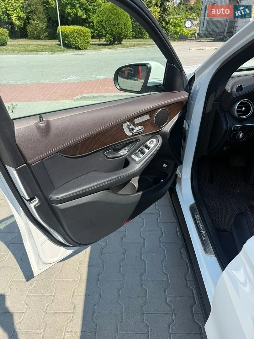 2019 Mercedes-Benz GLC - мініатюра 19