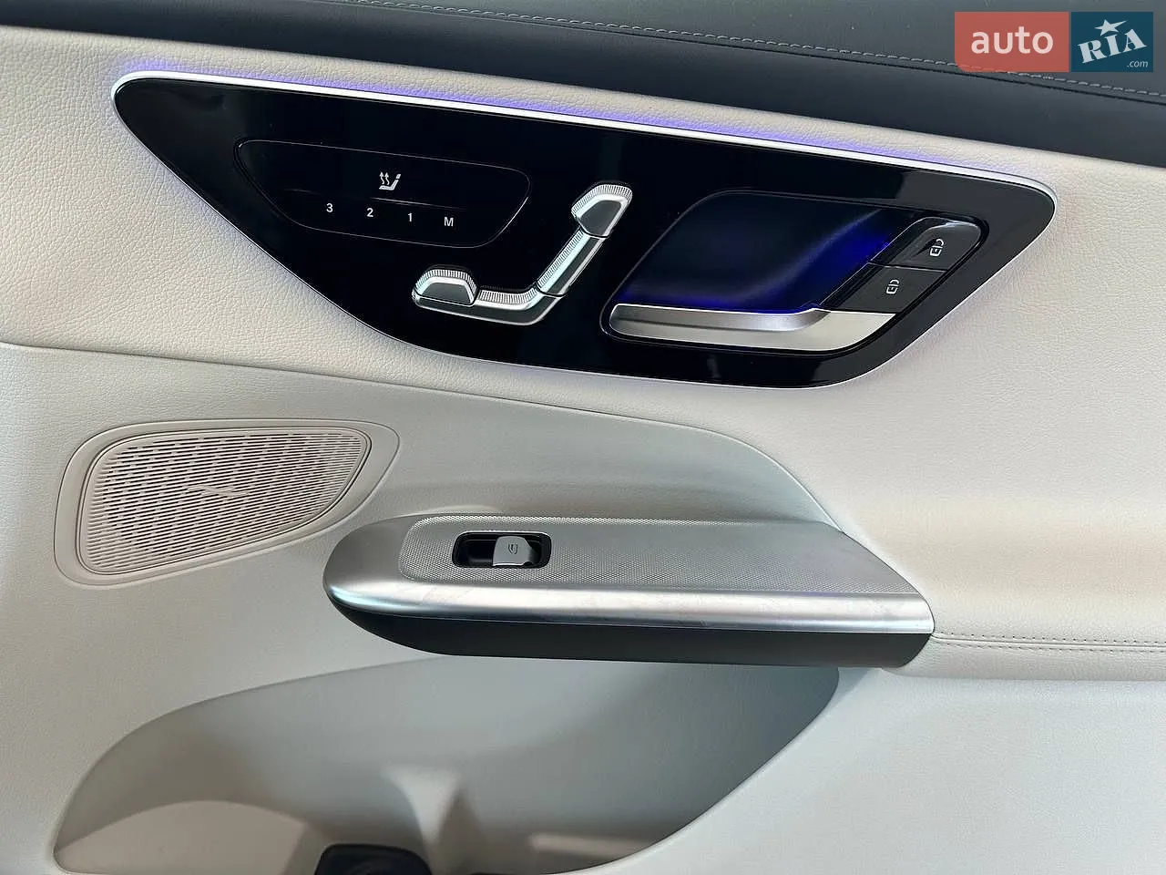 2023 Mercedes-Benz GLC - мініатюра 22