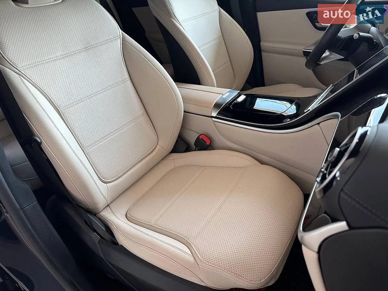 2023 Mercedes-Benz GLC - мініатюра 19