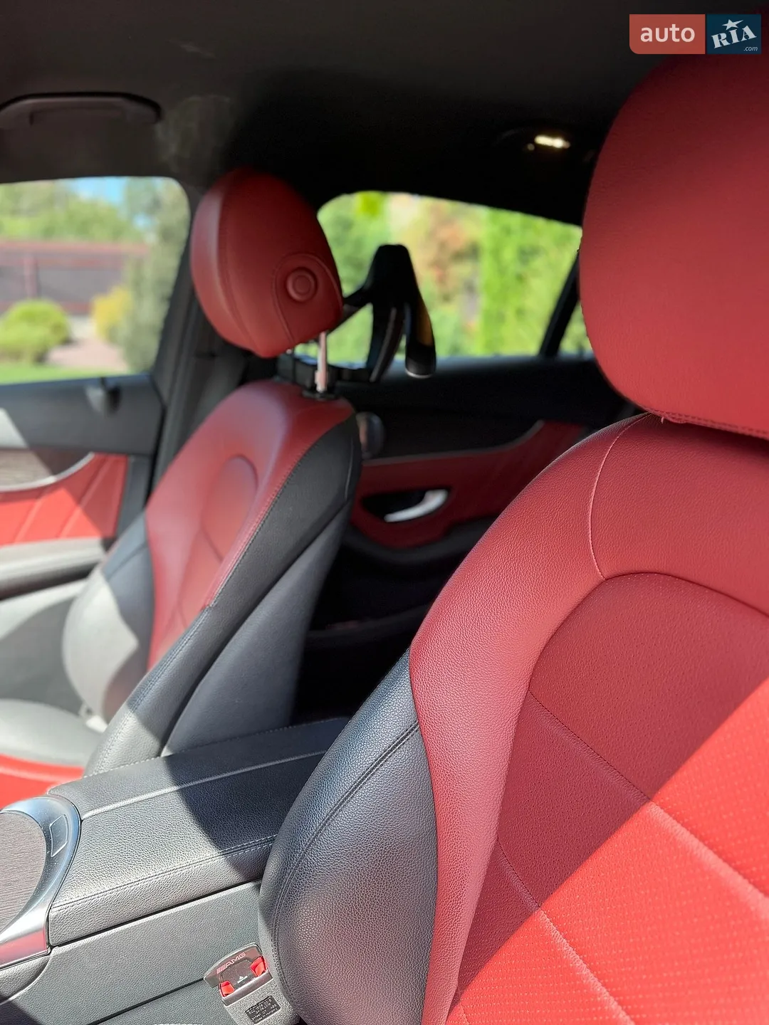 2019 Mercedes-Benz GLC - мініатюра 23