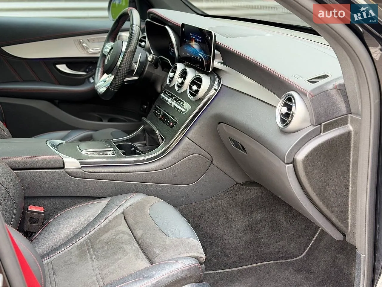2021 Mercedes-Benz GLC - мініатюра 18