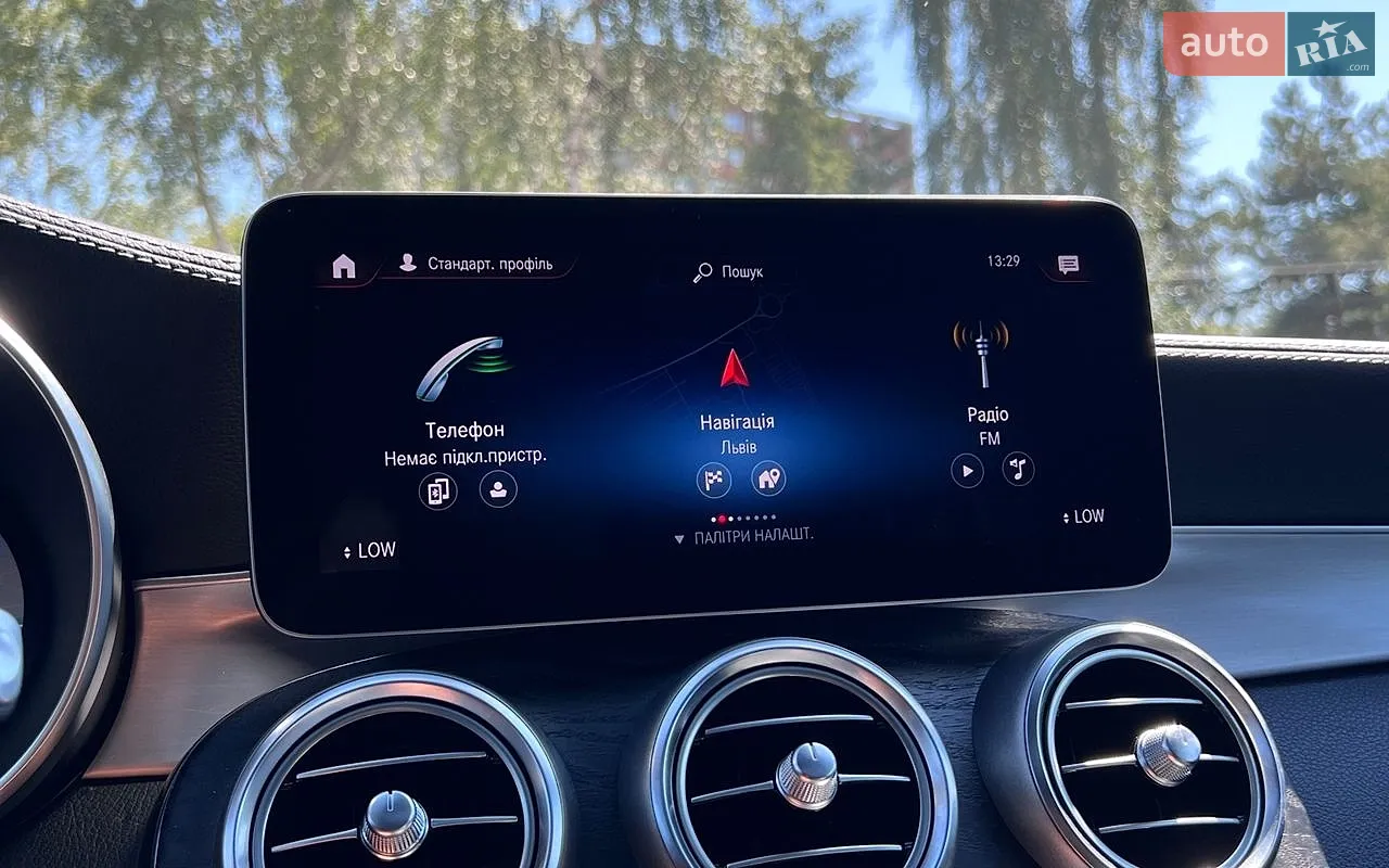 2019 Mercedes-Benz GLC - мініатюра 19