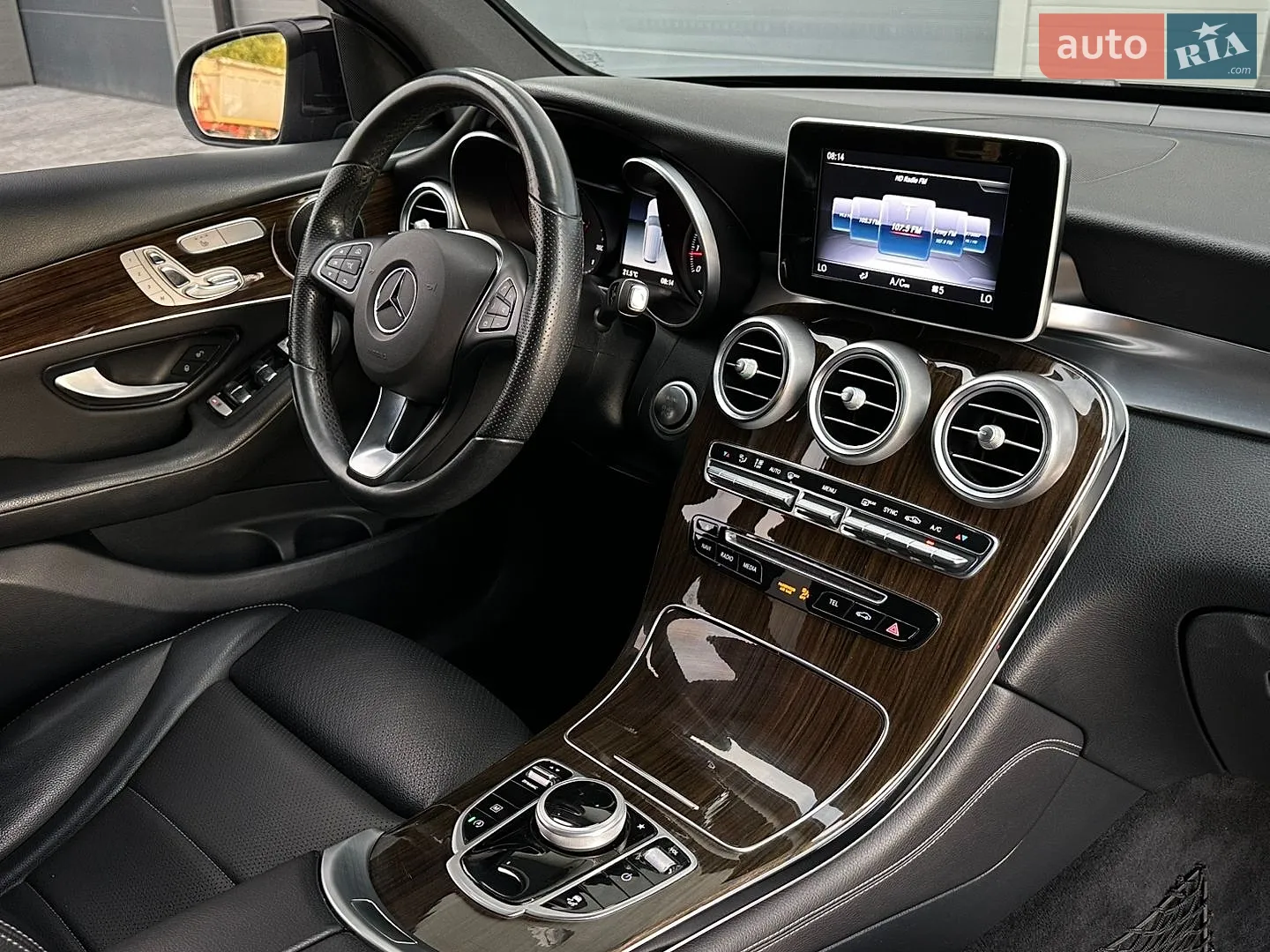 2020 Mercedes-Benz GLC - мініатюра 39