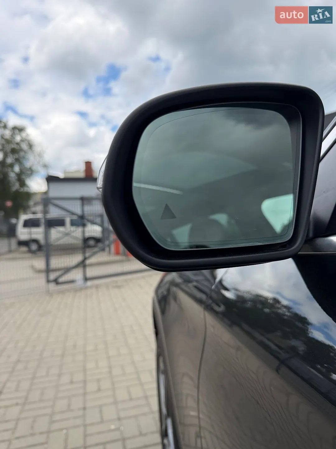 2021 Mercedes-Benz GLC - мініатюра 12
