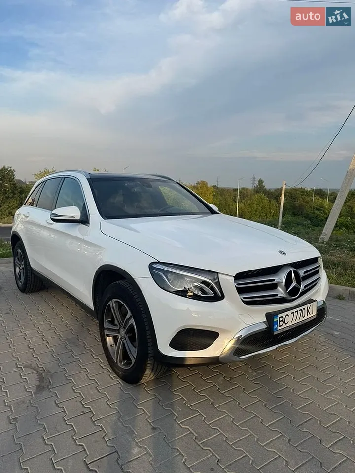 2017 Mercedes-Benz GLC - мініатюра 28