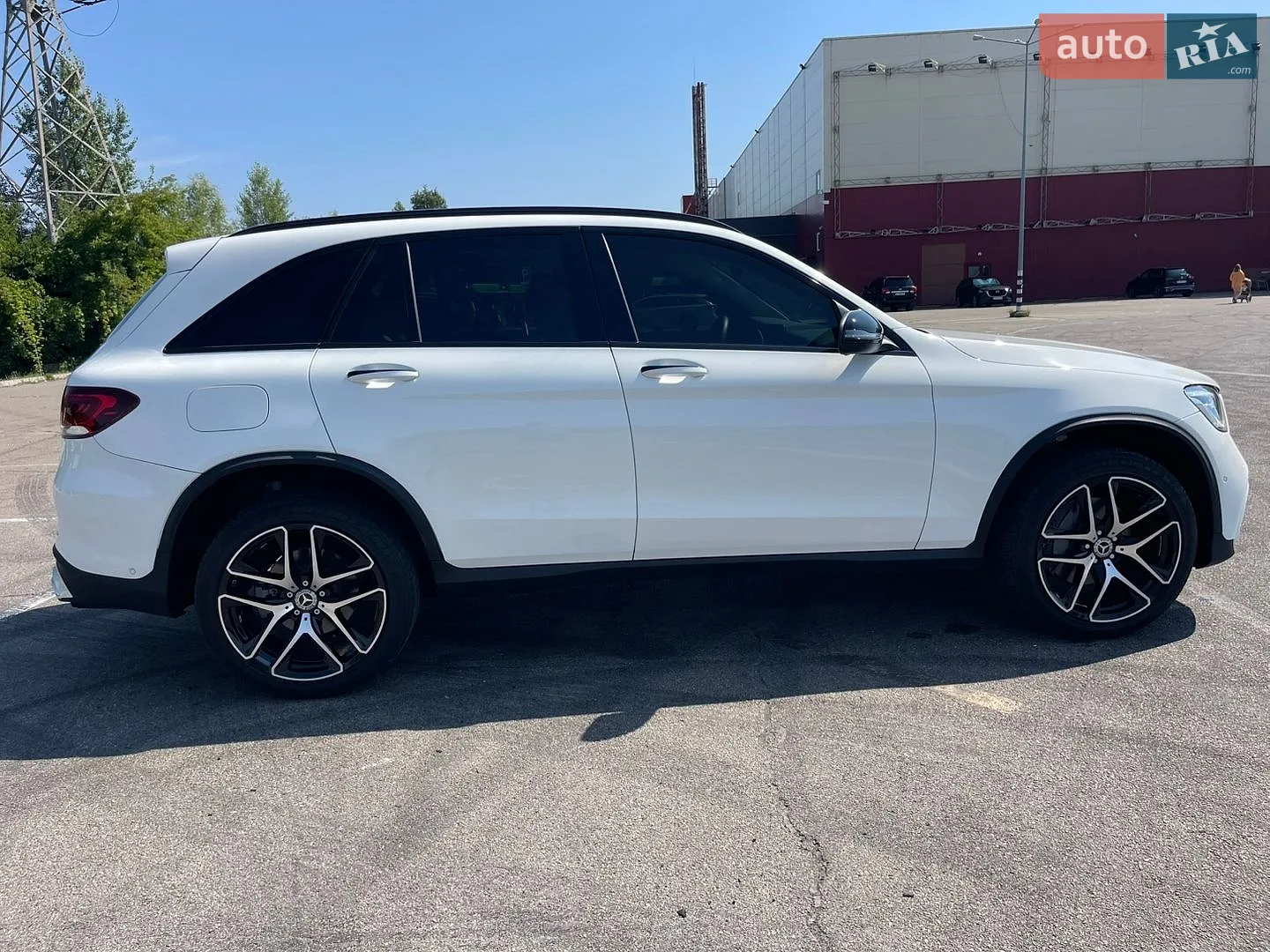 2022 Mercedes-Benz GLC - мініатюра 11