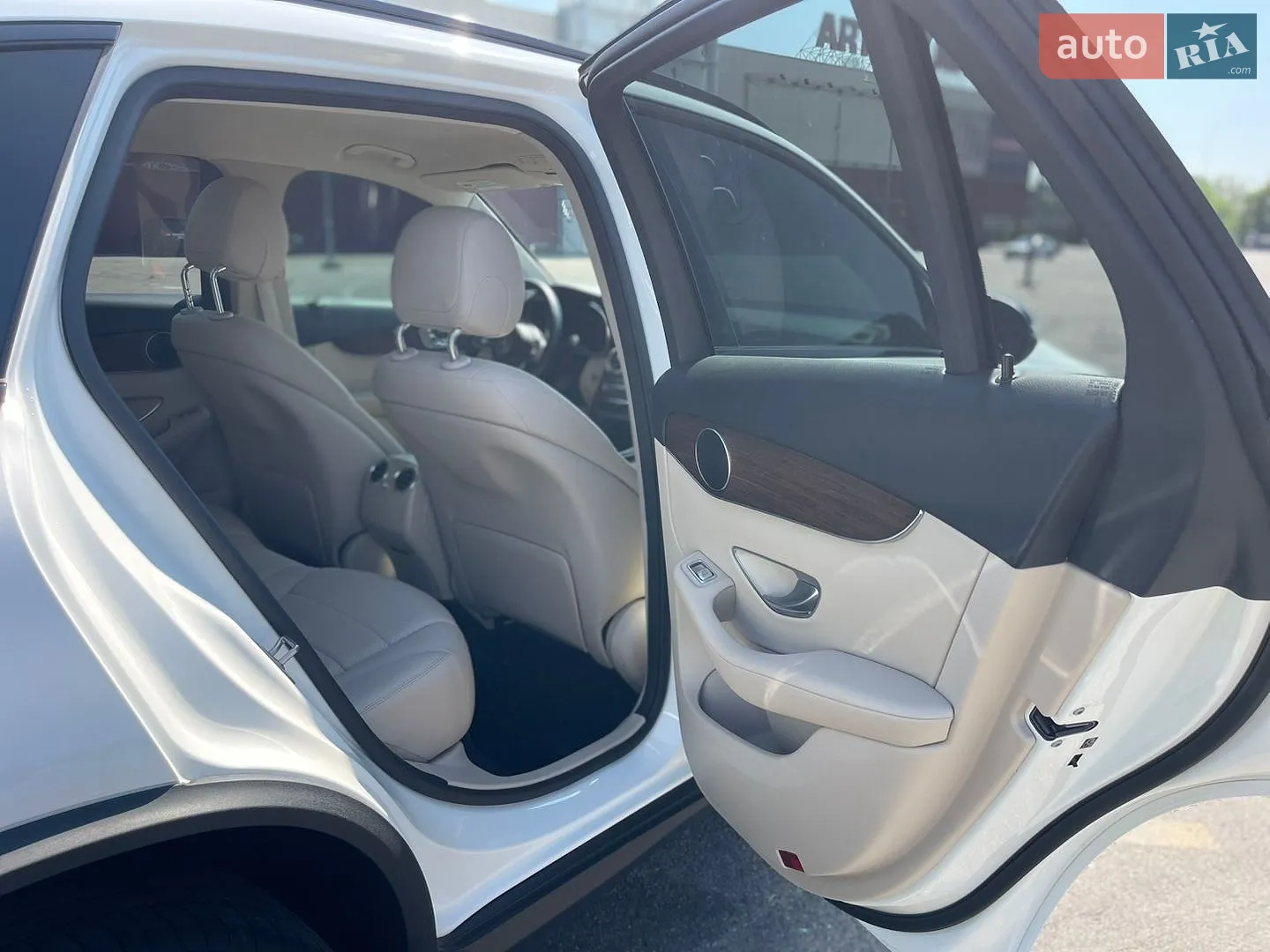 2022 Mercedes-Benz GLC - мініатюра 20