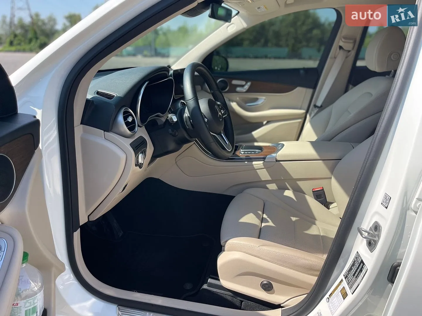 2022 Mercedes-Benz GLC - мініатюра 27