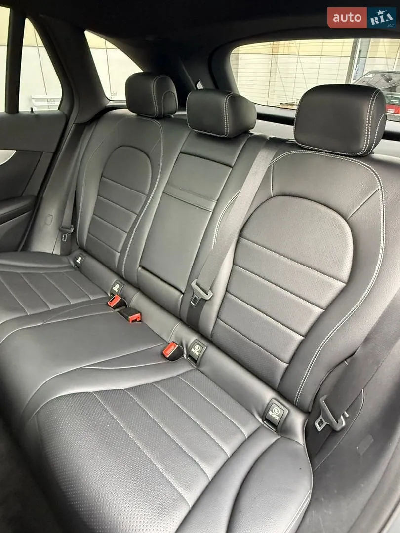 2018 Mercedes-Benz GLC - мініатюра 32