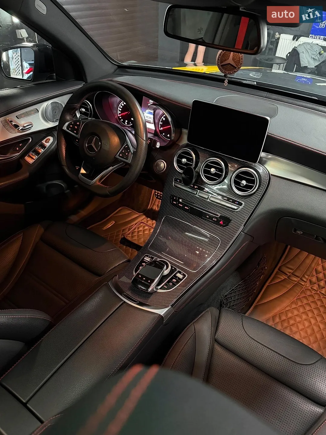 2017 Mercedes-Benz GLC - мініатюра 11