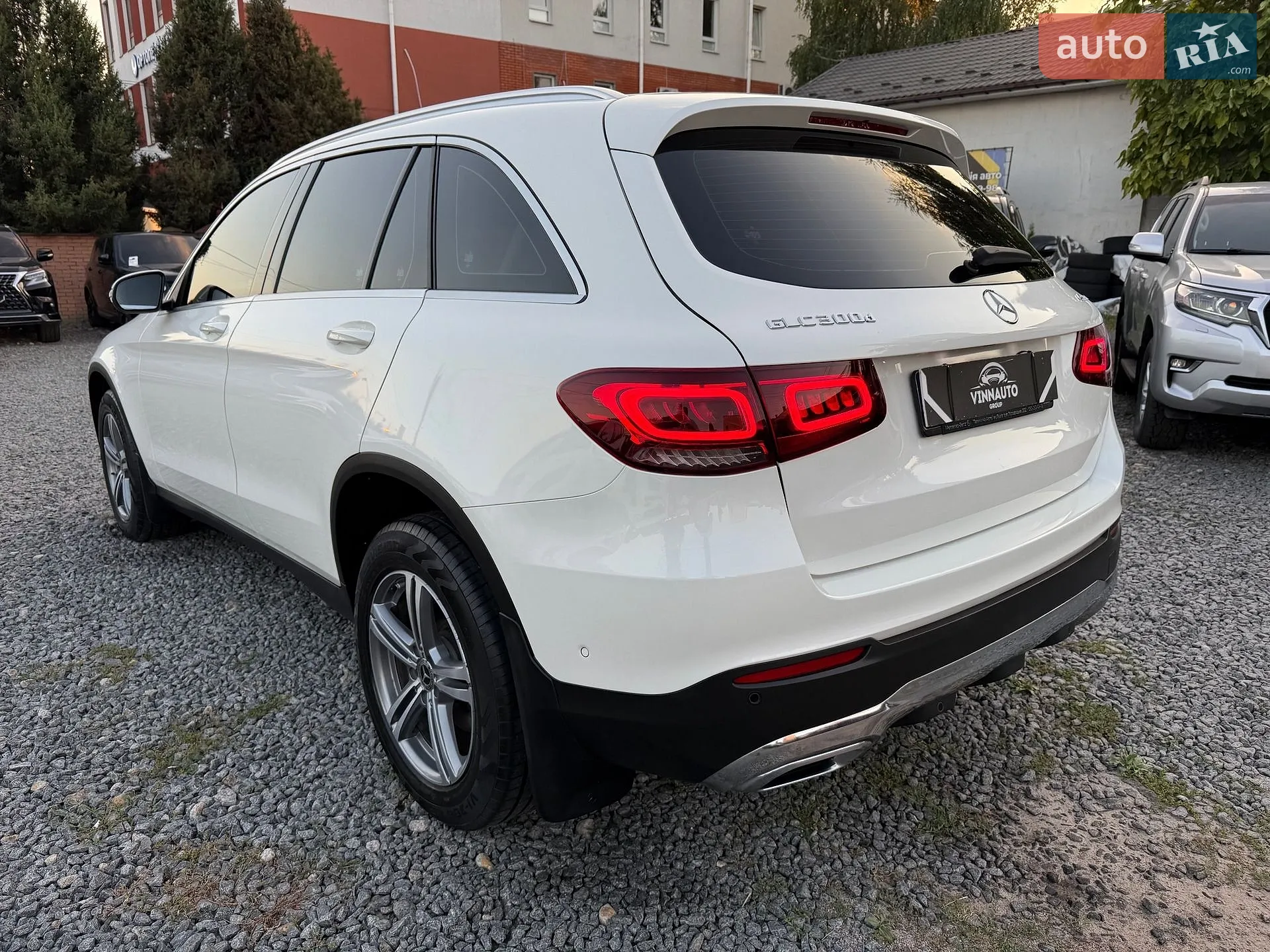2021 Mercedes-Benz GLC - мініатюра 17