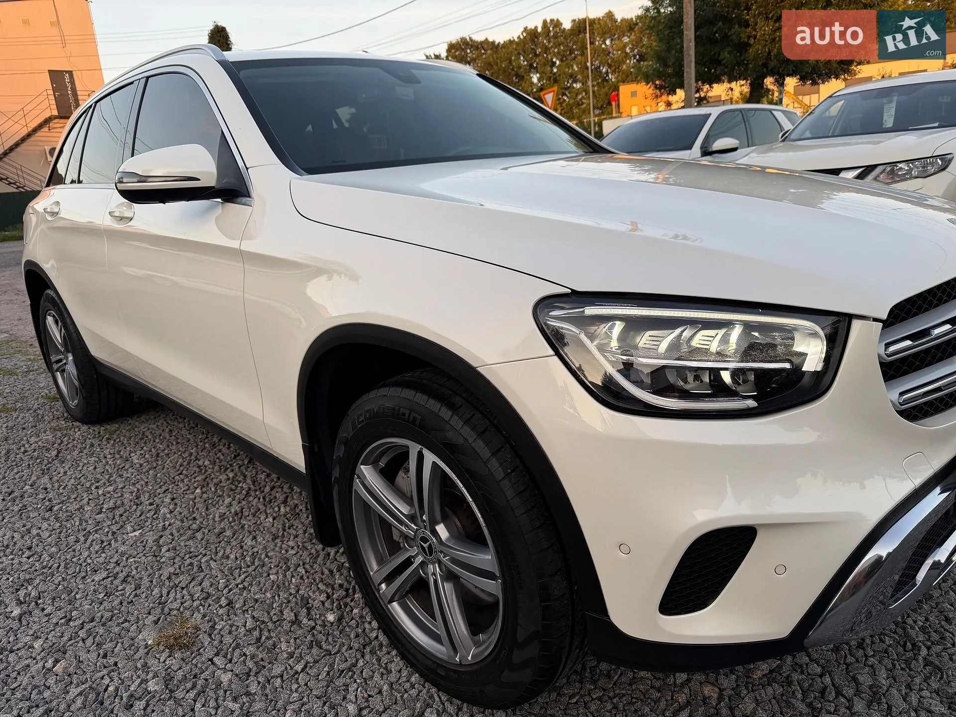 2021 Mercedes-Benz GLC - мініатюра 36