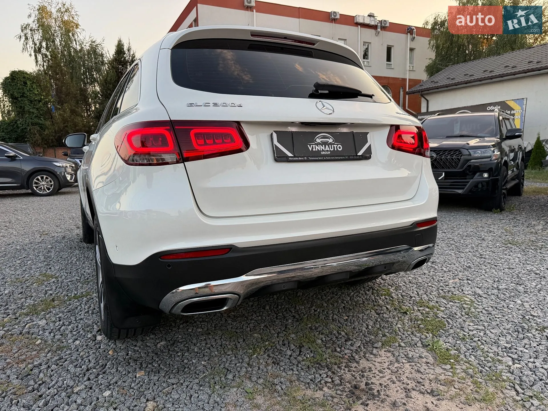 2021 Mercedes-Benz GLC - мініатюра 44