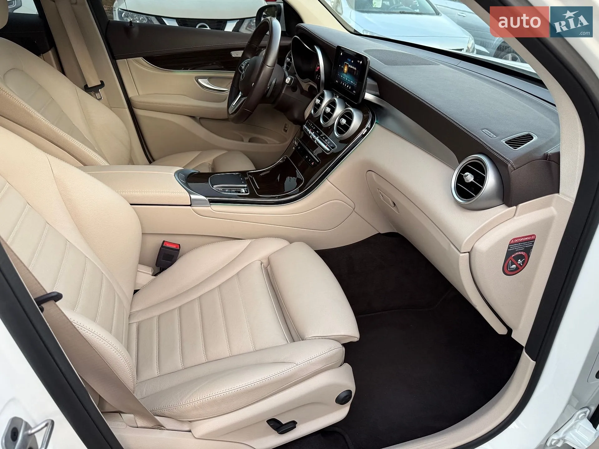 2021 Mercedes-Benz GLC - мініатюра 60