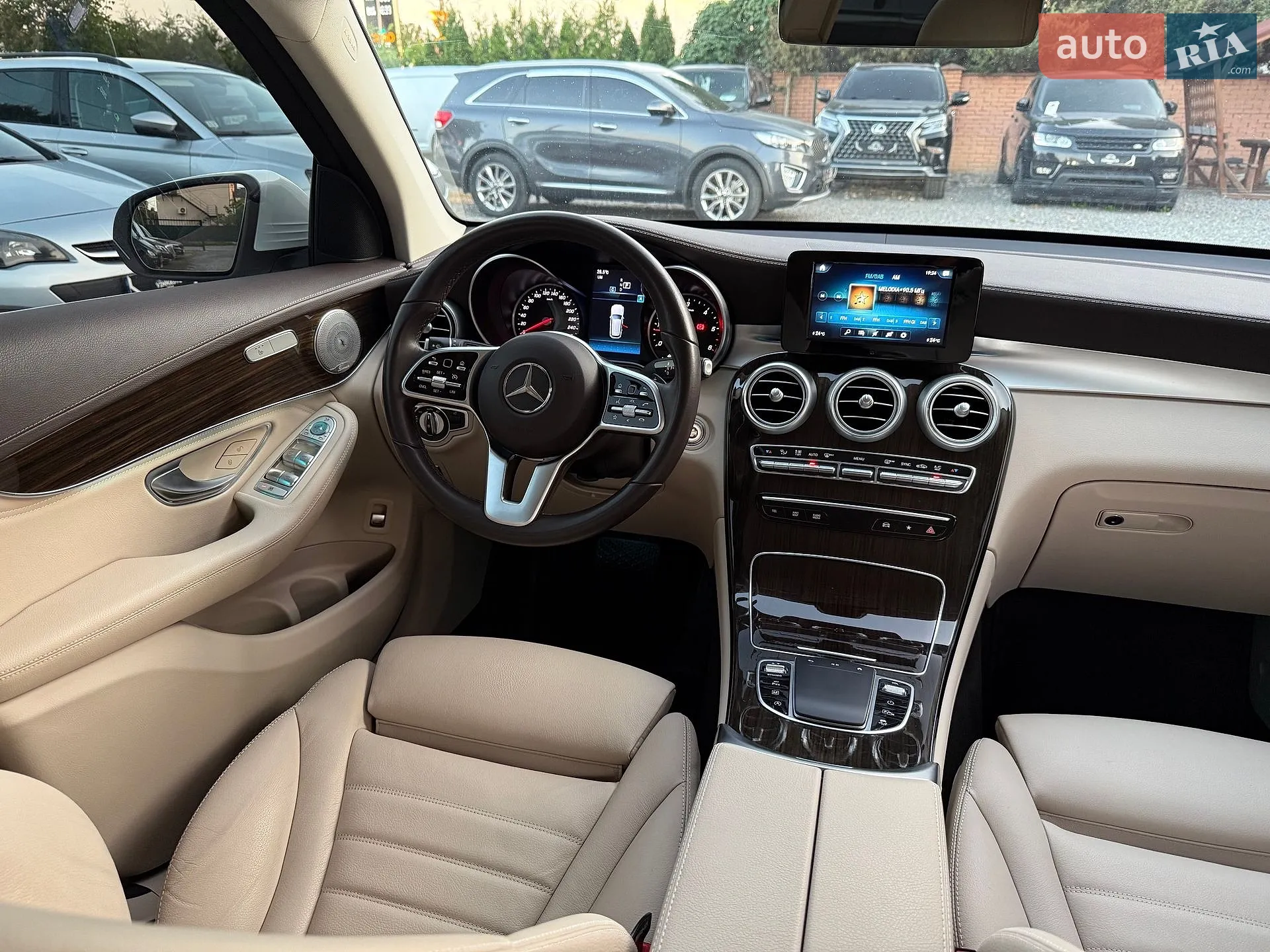 2021 Mercedes-Benz GLC - мініатюра 68