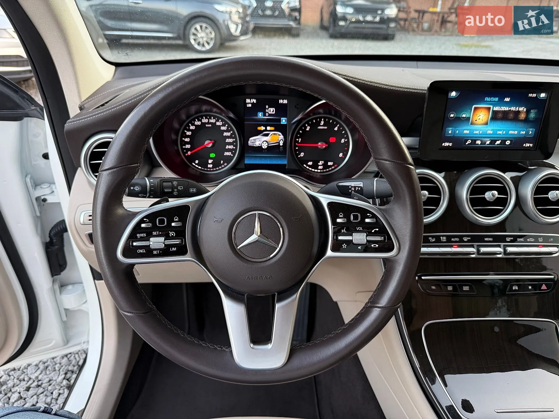 2021 Mercedes-Benz GLC - мініатюра 74