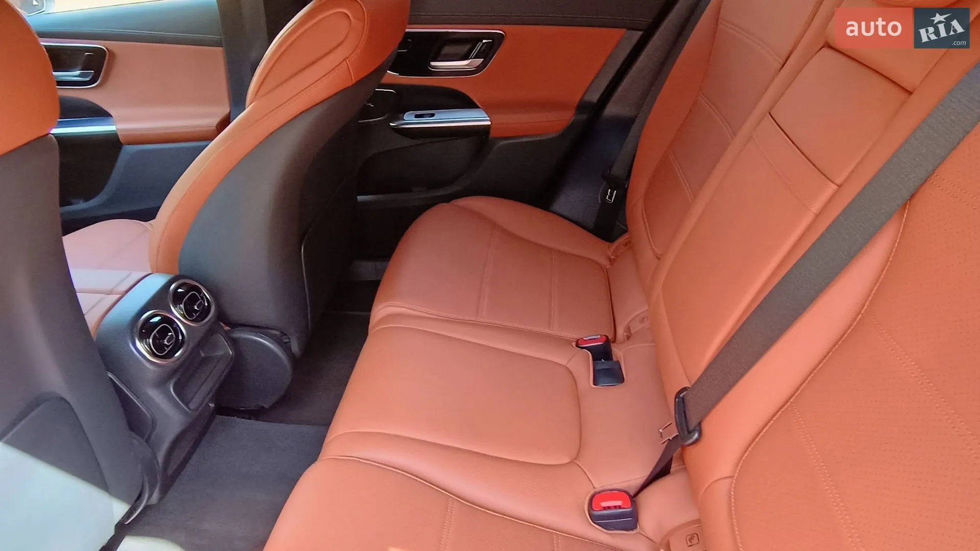 2023 Mercedes-Benz GLC - мініатюра 47
