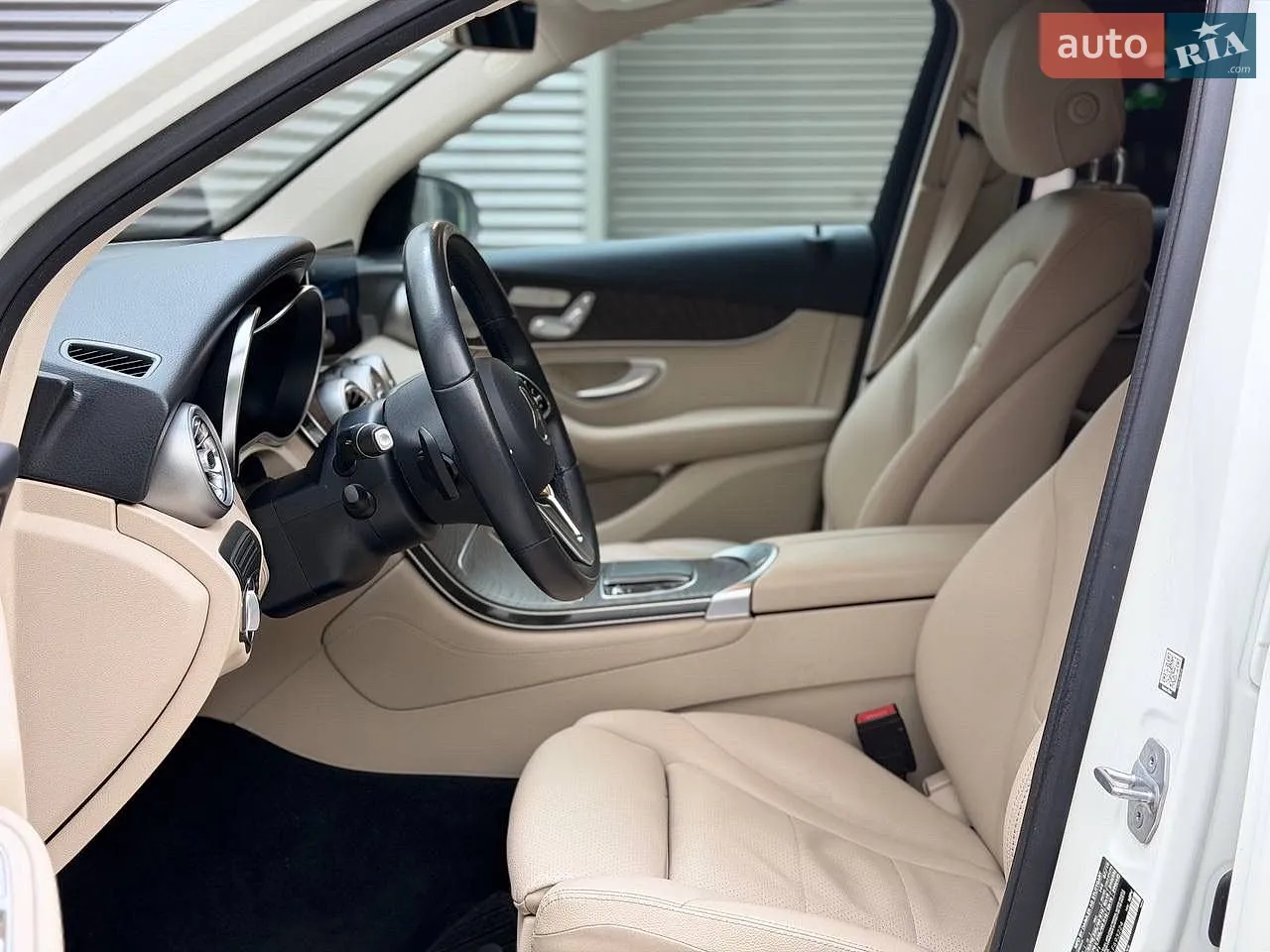 2019 Mercedes-Benz GLC - мініатюра 11