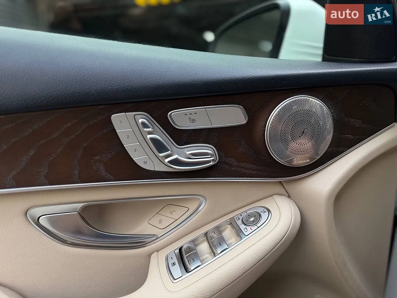 2019 Mercedes-Benz GLC - мініатюра 26