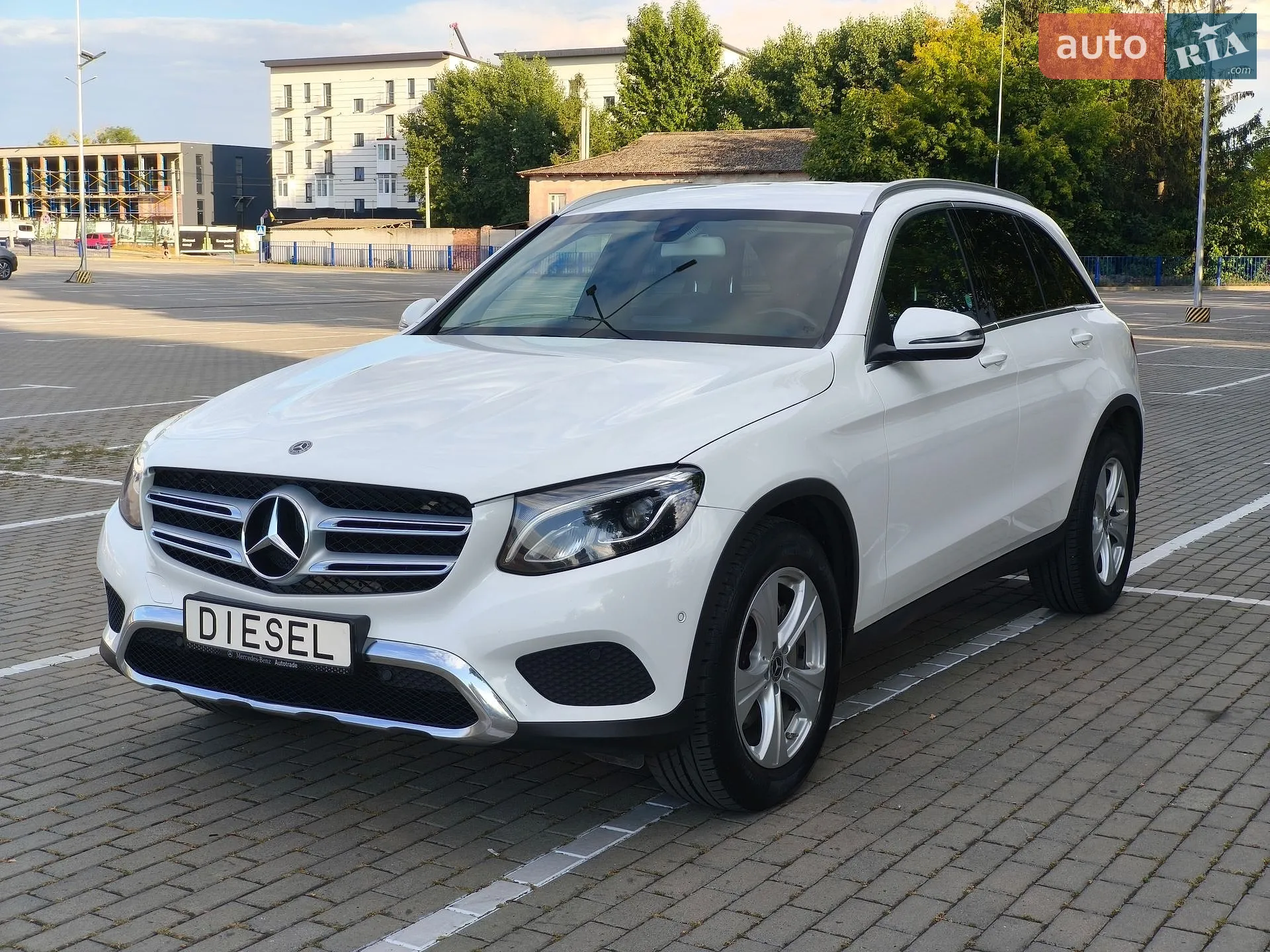 2017 Mercedes-Benz GLC - фото 1