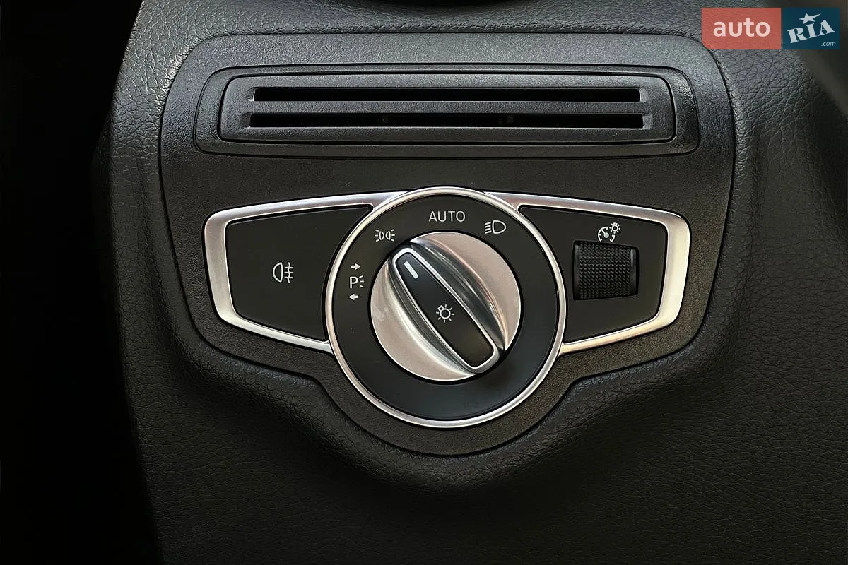 2022 Mercedes-Benz GLC - мініатюра 14