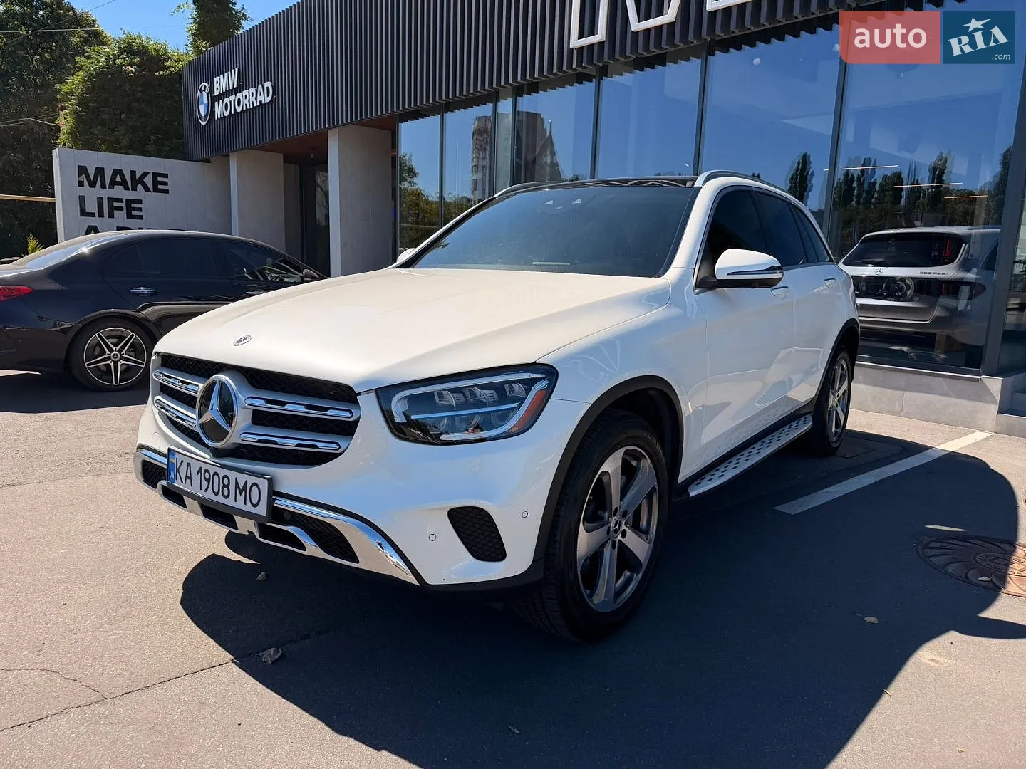 2021 Mercedes-Benz GLC - мініатюра 3