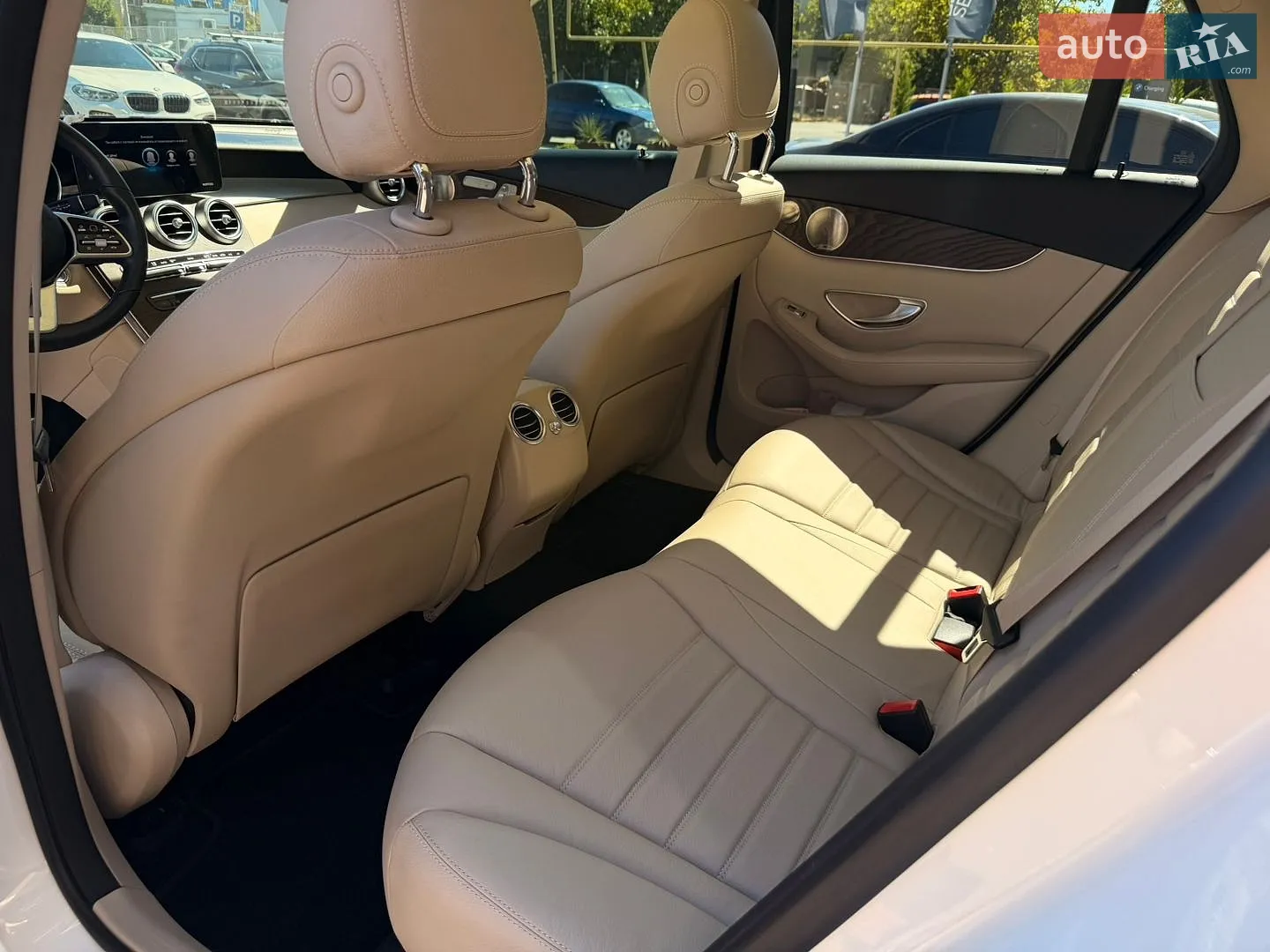 2021 Mercedes-Benz GLC - мініатюра 14