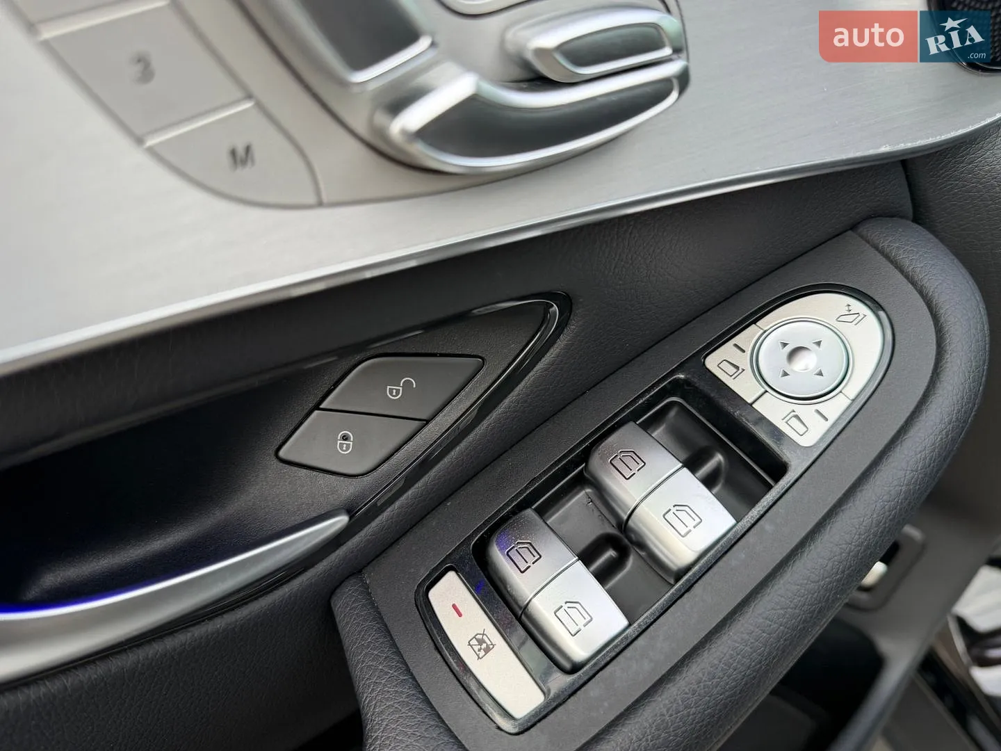 2021 Mercedes-Benz GLC - мініатюра 38